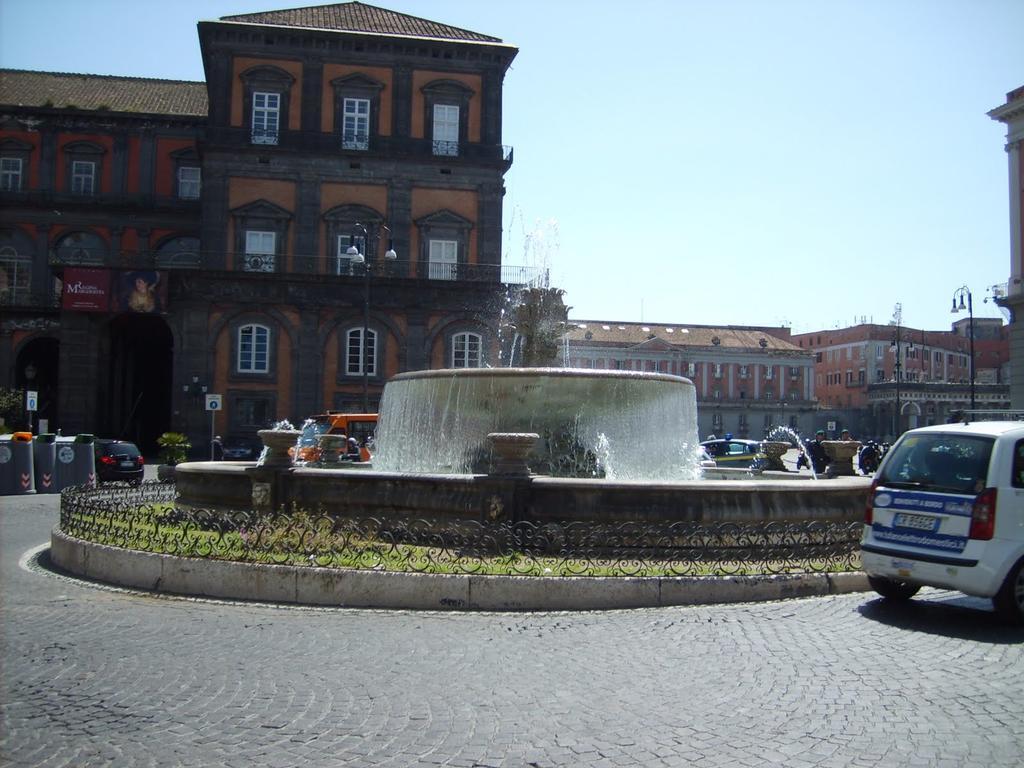 Апартаменти Sognando Napoli Екстер'єр фото